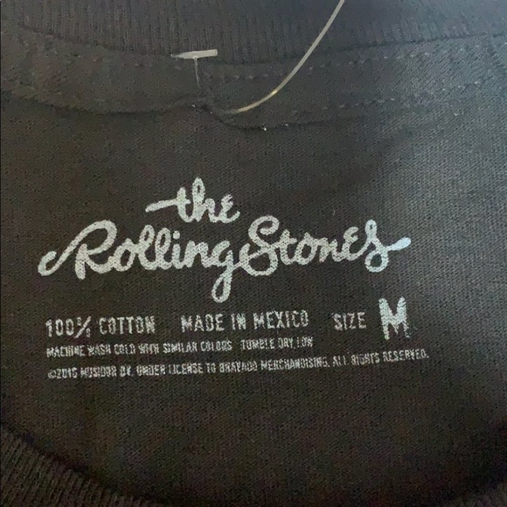 NWT Rolling Stones Classic Tongue Black T Shirt M - Picture 3 of 7